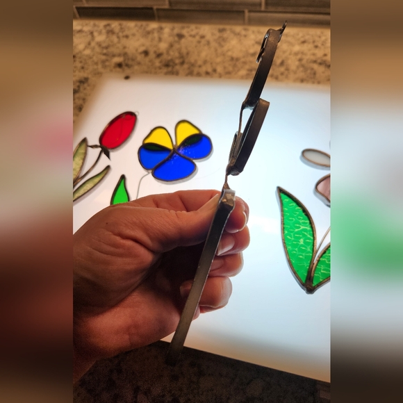 Lot of 4 Vintage Flower Retro Stainglass Sunkatchers Tulips, Pansy, Orchid - Picture 9 of 16